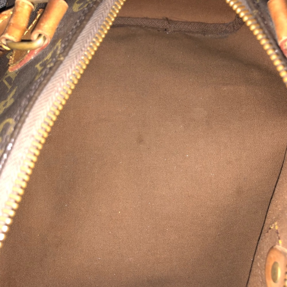 SOLD LOUIS VUITTON MONOGRAM CANVAS SPEEDY 30 - Picture 4 of 8